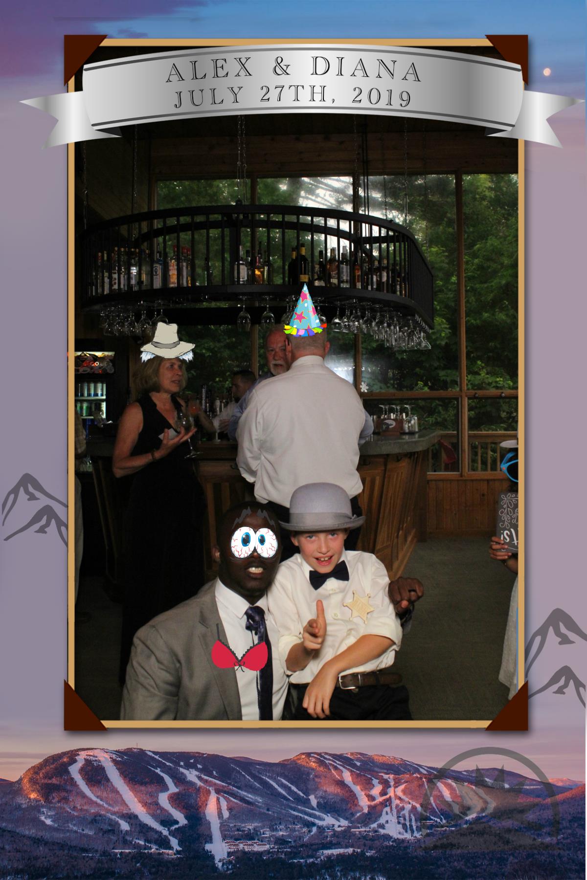 Diana and Alex's Wedding | View more photos from the event at gallery.mainemagicmirror.com/u/MaineMagicMirror/Diana-and-Alexs-Wedding